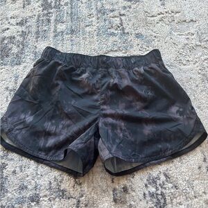 4 Pairs of Old Navy Kids active Shorts